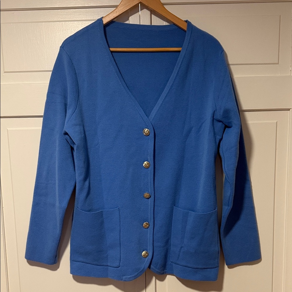 Elegant Light Blue Women's Cardigan Gold Buttons and Pockets size medium